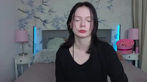 Leona online show from March 26, 11:32 pm