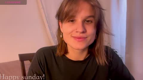 Snapshot of buckwheat_queen chatting on April 26, 6:38 pm Mira online show from April 26, 6:38 pm