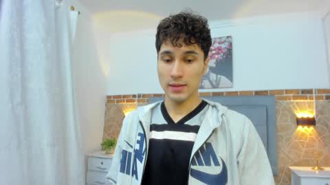 Buddy Whitte online show from February 3, 11:20 am