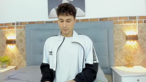 Buddy Whitte online show from March 12, 11:42 am