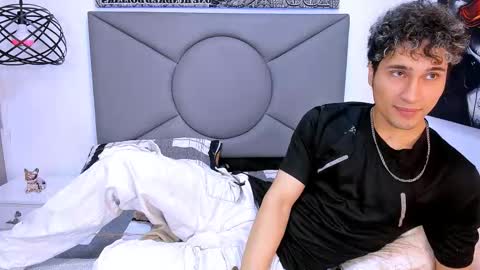 Buddy Whitte online show from January 15, 1:48 pm