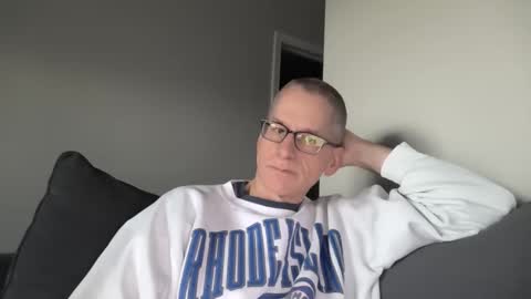 Snapshot of budman004 chatting on December 20, 8:49 pm budman004 online show from December 20, 8:49 pm