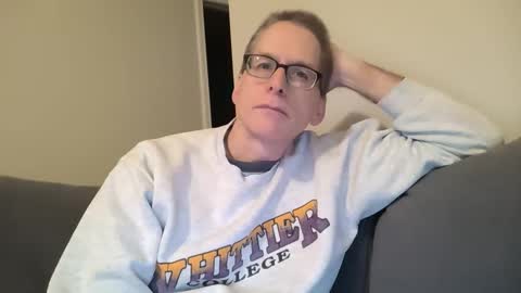 Snapshot of budman004 chatting on February 7, 2:04 am budman004 online show from February 7, 2:04 am