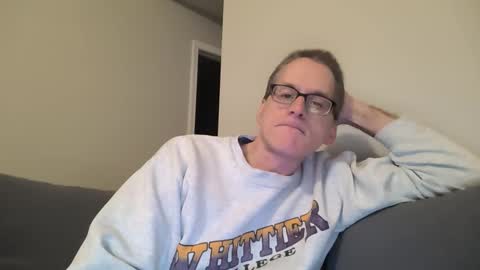 Snapshot of budman004 chatting on February 8, 4:27 am budman004 online show from February 8, 4:27 am