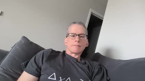 Snapshot of budman004 chatting on March 20, 6:13 pm budman004 online show from March 20, 6:13 pm