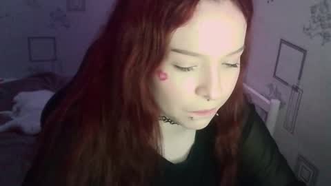 Snapshot of buffy_wow chatting on February 14, 1:19 pm buffy_wow online show from February 14, 1:19 pm