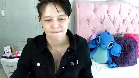 bug2025 online show from December 16, 1:43 am