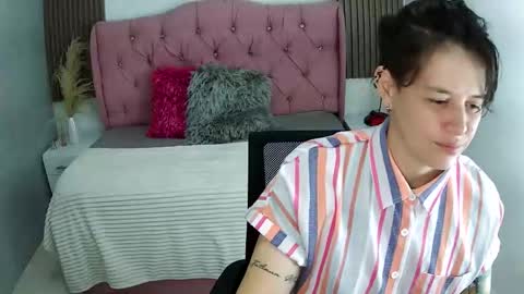 bug2025 online show from February 13, 2:51 am