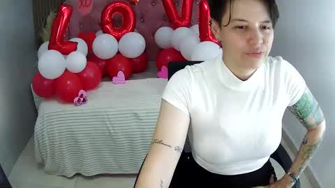 bug2025 online show from February 14, 6:04 pm