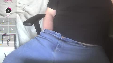 Snapshot of bullen2004 chatting on March 29, 10:37 am bullen2004 online show from March 29, 10:37 am