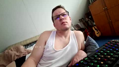 Snapshot of bumbuss chatting on February 22, 2:04 pm bumbuss online show from February 22, 2:04 pm