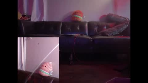 Snapshot of bungalowentertainment chatting on January 13, 10:53 am Bungalow Entertainment online show from January 13, 10:53 am