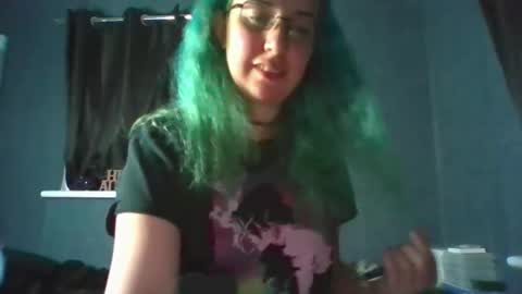Snapshot of bunniexoxoxo chatting on September 11, 7:47 pm BunnieXOXOXO online show from September 11, 7:47 pm
