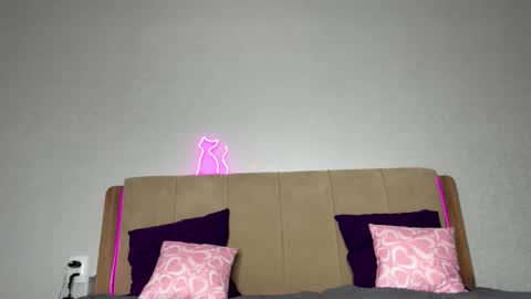 Snapshot of bunny_bonny chatting on February 11, 12:16 pm Alice online show from February 11, 12:16 pm