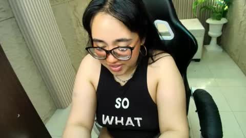 bunny_mich_r online show from March 6, 7:54 pm