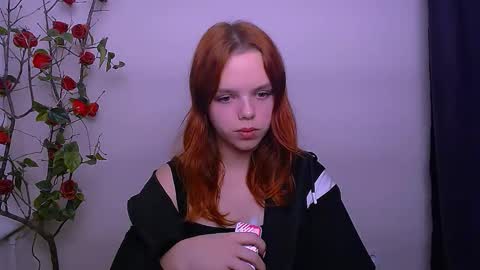 Snapshot of bunnybloom_ chatting on November 11, 7:03 pm Ariel online show from November 11, 7:03 pm