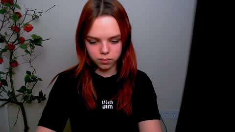 Ariel online show from March 30, 8:32 pm