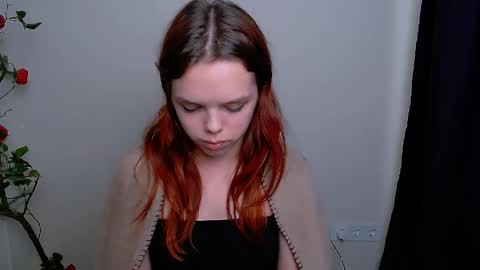 Ariel online show from April 16, 9:39 pm