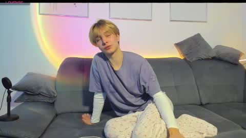 BunnyBlush online show from March 6, 9:28 am