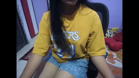 Snapshot of bunnycolbyy chatting on January 6, 7:01 am bunnycolbyy online show from January 6, 7:01 am