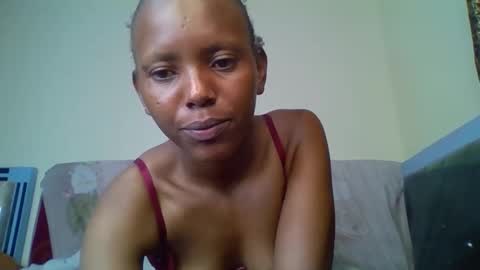 bunnydiva_ online show from December 16, 4:45 pm