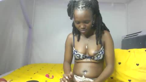 bunnydiva_ online show from March 24, 3:28 pm