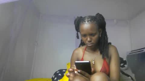 bunnydiva_ online show from March 25, 3:56 am