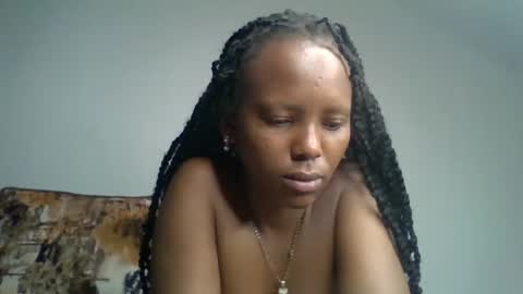 Snapshot of bunnydiva_ chatting on April 30, 2:40 am bunnydiva_ online show from April 30, 2:40 am