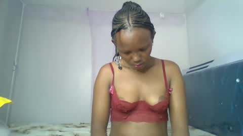 Snapshot of bunnydiva_ chatting on May 9, 12:38 am bunnydiva_ online show from May 9, 12:38 am