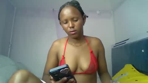 Snapshot of bunnydiva_ chatting on May 10, 2:17 am bunnydiva_ online show from May 10, 2:17 am