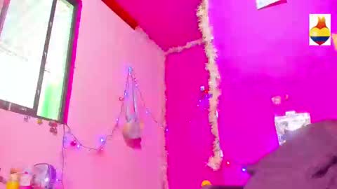 Snapshot of bunnygirl98 chatting on February 20, 6:57 pm BARBYCHOCOLAT online show from February 20, 6:57 pm