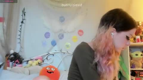 bunnyislewd online show from July 24, 4:21 am