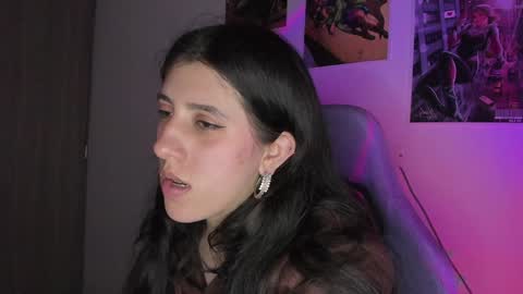 Snapshot of bunnyy09 chatting on January 19, 1:32 am Jess online show from January 19, 1:32 am