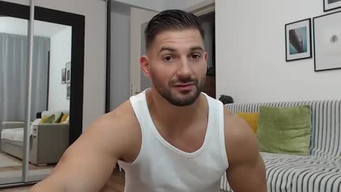 Snapshot of bunzdanny chatting on December 10, 5:22 pm BunzDanny online show from December 10, 5:22 pm