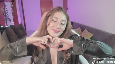 Im Val Welcome to my room My instagram Bubble cosmic online show from January 16, 5:11 am