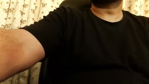 Hairy Arabian online show from February 18, 4:30 am