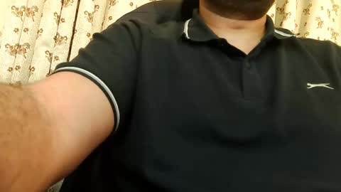 Hairy Arabian online show from February 25, 6:17 pm