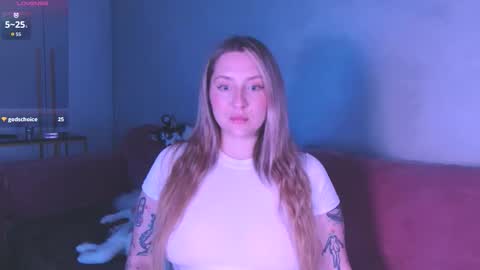 Snapshot of burn_lissa chatting on October 29, 7:04 pm Lissa online show from October 29, 7:04 pm