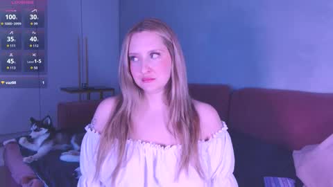 Snapshot of burn_lissa chatting on February 7, 6:33 pm Lissa online show from February 7, 6:33 pm
