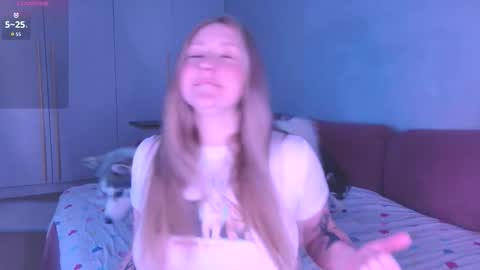 Snapshot of burn_lissa chatting on February 23, 8:06 pm Lissa online show from February 23, 8:06 pm