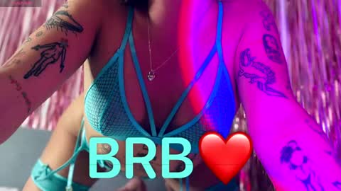 Snapshot of burn_lissa chatting on May 6, 10:04 pm Lissa online show from May 6, 10:04 pm