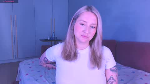 Snapshot of burn_lissa chatting on May 22, 6:35 pm Lissa online show from May 22, 6:35 pm