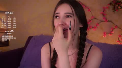 Jessica online show from April 12, 7:57 am