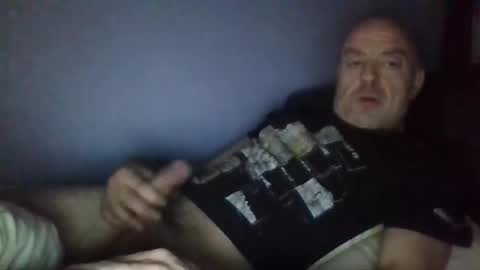 Snapshot of burnleyguy1977 chatting on April 8, 12:21 am burnleyguy1977 online show from April 8, 12:21 am
