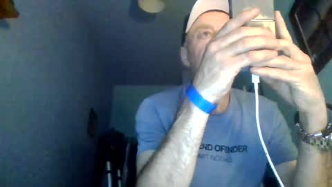 burnleyguy1977 online show from June 28, 4:40 am