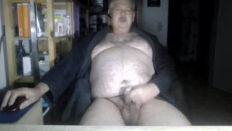 busi online show from November 30, 3:21 am