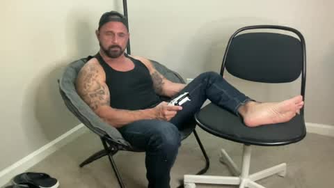 Snapshot of bustedsprockets chatting on July 1, 4:36 am Pocket Daddy cockring gaycouple cockring lovense daddy online show from July 1, 4:36 am