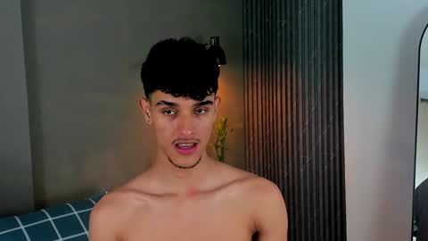 Buster independent model online show from January 20, 7:58 am