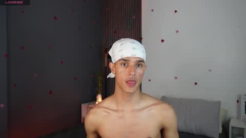 Buster independent model online show from February 27, 5:56 am