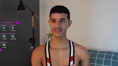 Buster independent model online show from November 20, 3:45 pm